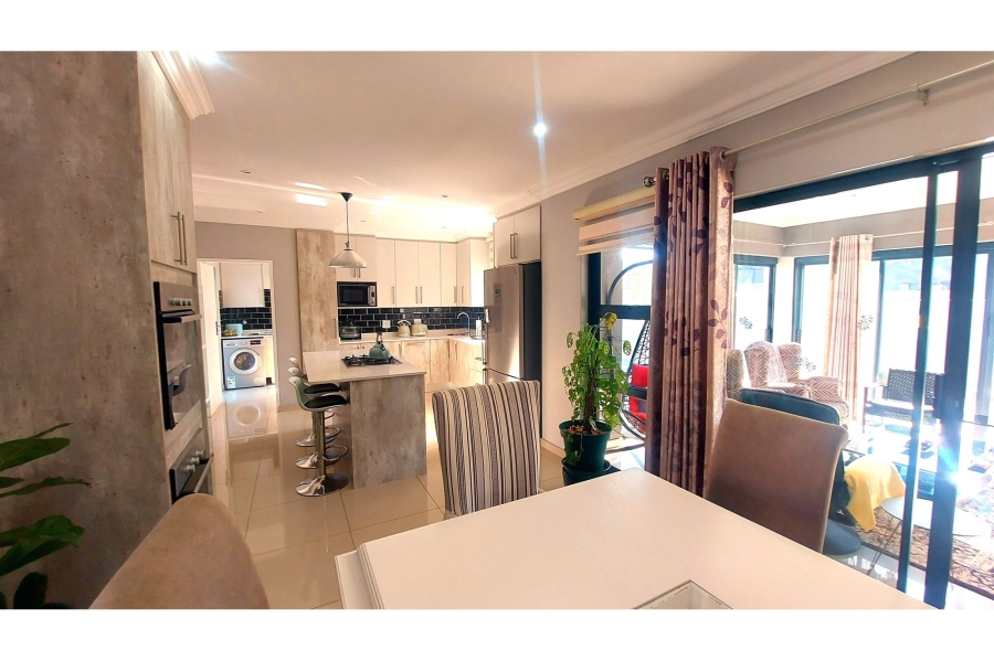 4 Bedroom Property for Sale in Melodie North West